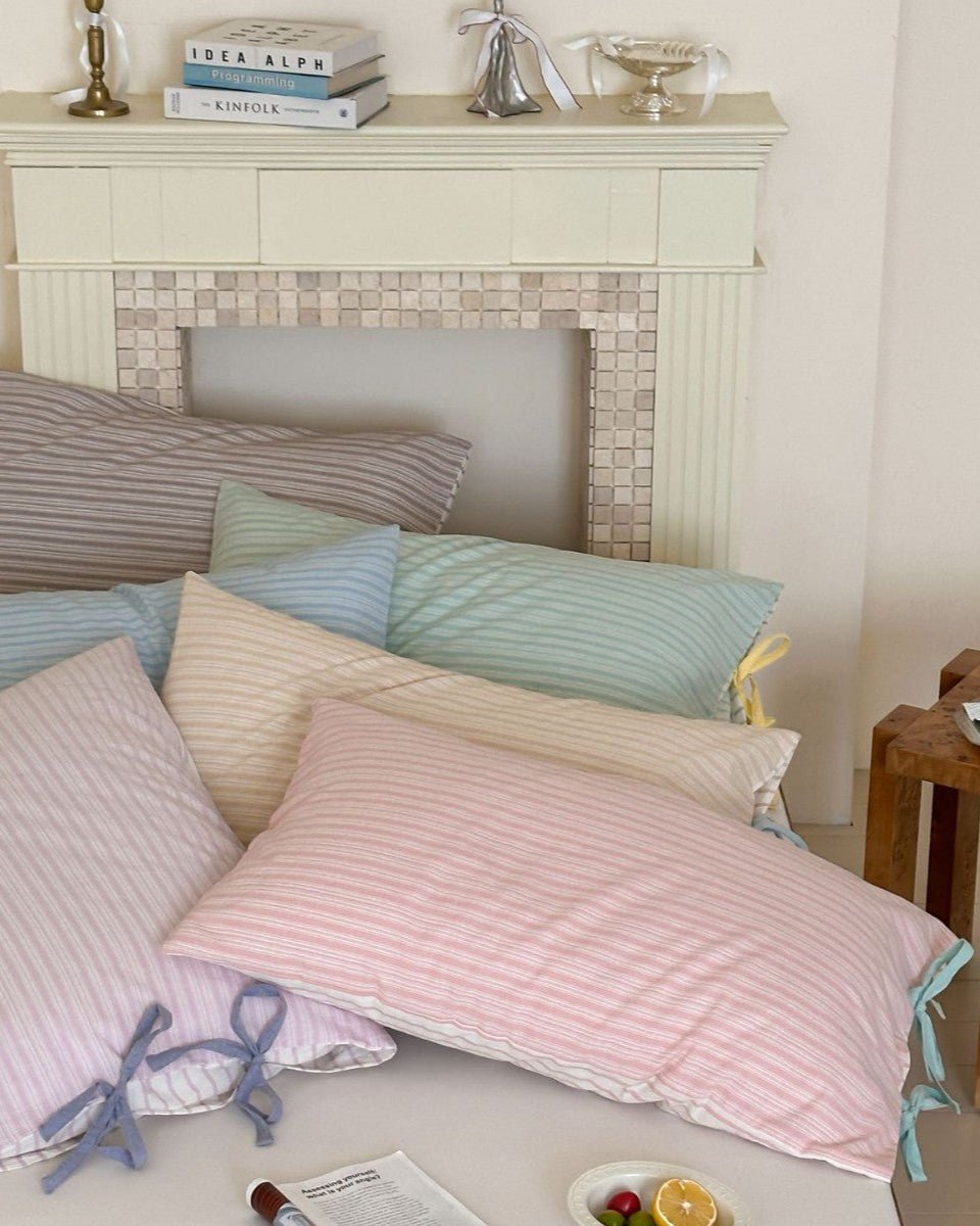 Josie Bow Tied Stripe Pillowcases / Purple